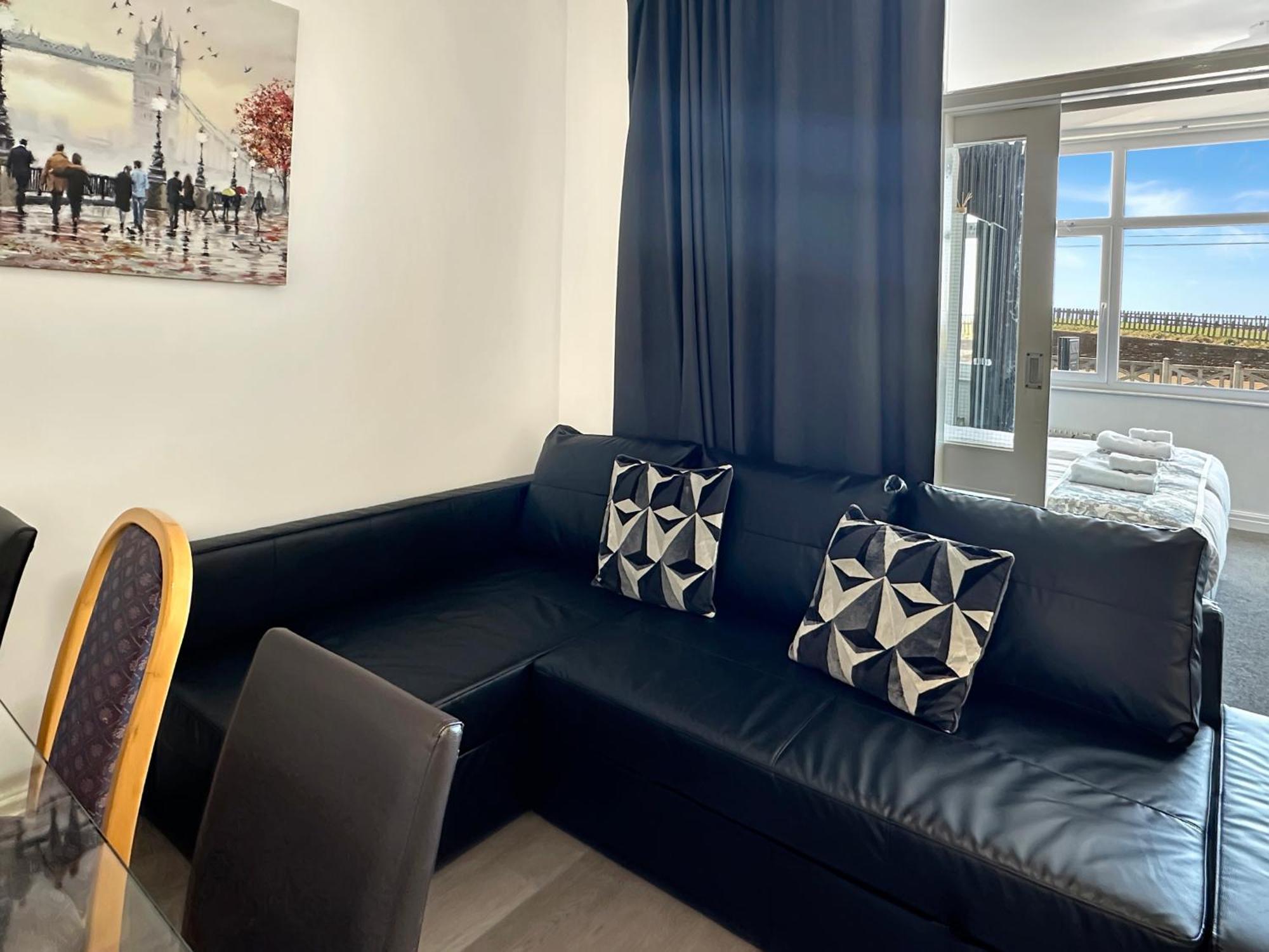 Granada Apartments Queen'S Promenade Blackpool Exteriér fotografie