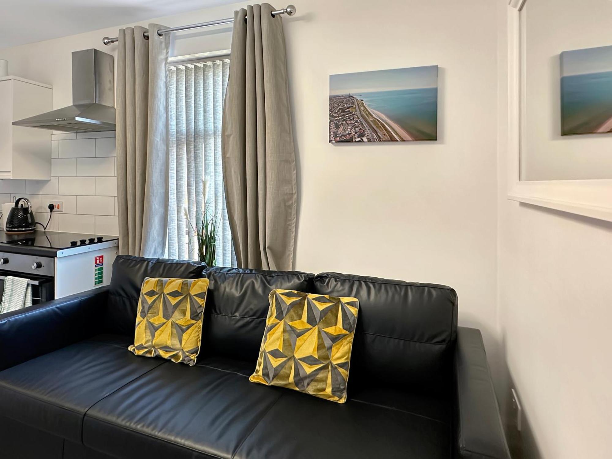 Granada Apartments Queen'S Promenade Blackpool Exteriér fotografie