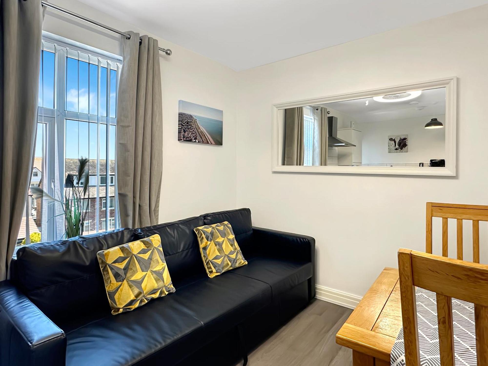 Granada Apartments Queen'S Promenade Blackpool Exteriér fotografie